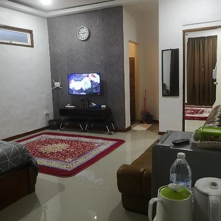 Denai Senja Villa Kuala Selangor Exteriör bild